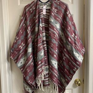 Burgundy & Gray Wrap